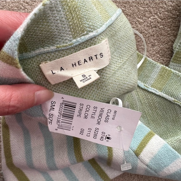 🪴 NWT L.A. Hearts Y2K Floral Stripe Crop Top Small - Picture 5 of 7